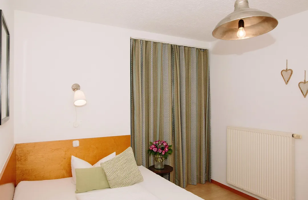 Auerstein Dépendance (ehemals Hotel Etab am Klinikum)-1