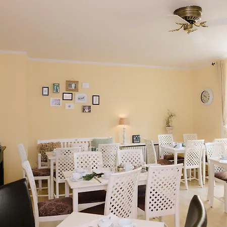 Auerstein Dépendance (ehemals Hotel Etab am Klinikum)-2