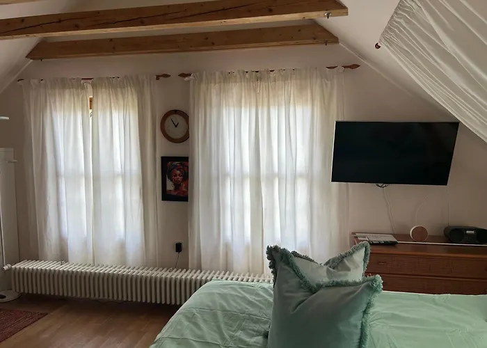Evis Cottage